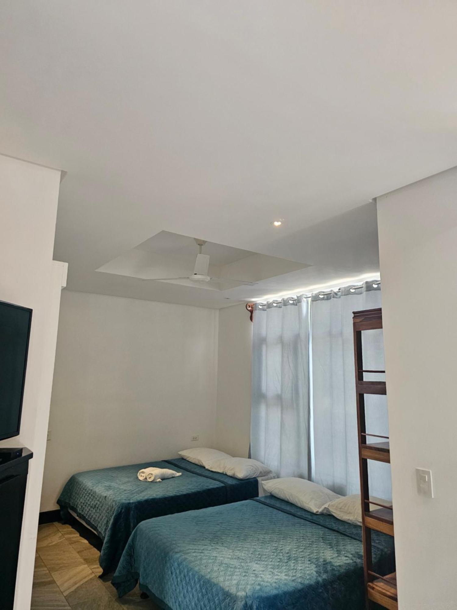 Pura Vida Apartments Quepos Pokój zdjęcie